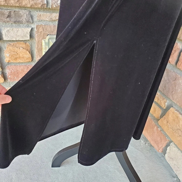 90's Slinky Kathie Lee Collection Velvet Dress w/ Rose Embellishment Size Medium - Picture 11 of 13